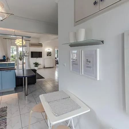 Two Bedroom Bright With Amazing Veranda Apartment Thessaloniki