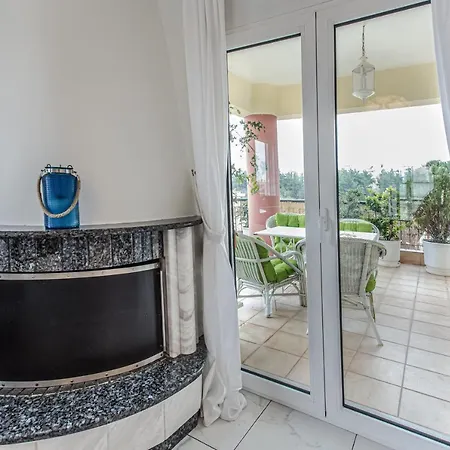 Apartment Two Bedroom Bright With Amazing Veranda Thessaloniki