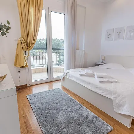 Apartment Two Bedroom Bright With Amazing Veranda Thessaloniki