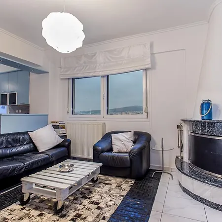 Two Bedroom Bright With Amazing Veranda Apartment *