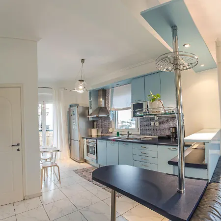 Two Bedroom Bright With Amazing Veranda *