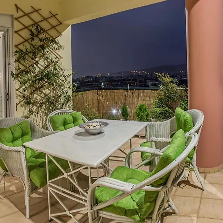 Two Bedroom Bright With Amazing Veranda Apartment